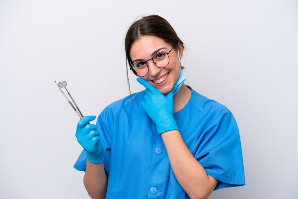 What To Do If A Dental Implant Crown Breaks